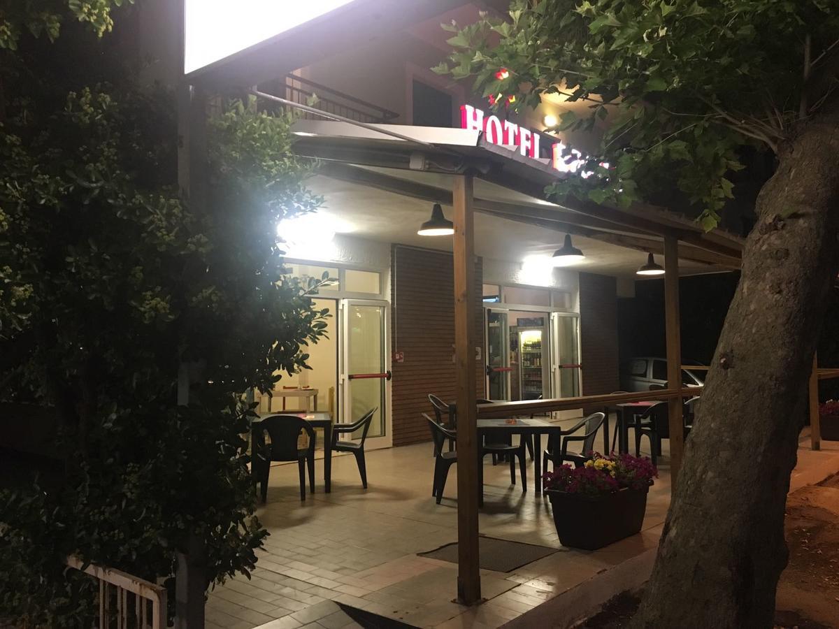 Hotel Rebola Rimini Luaran gambar